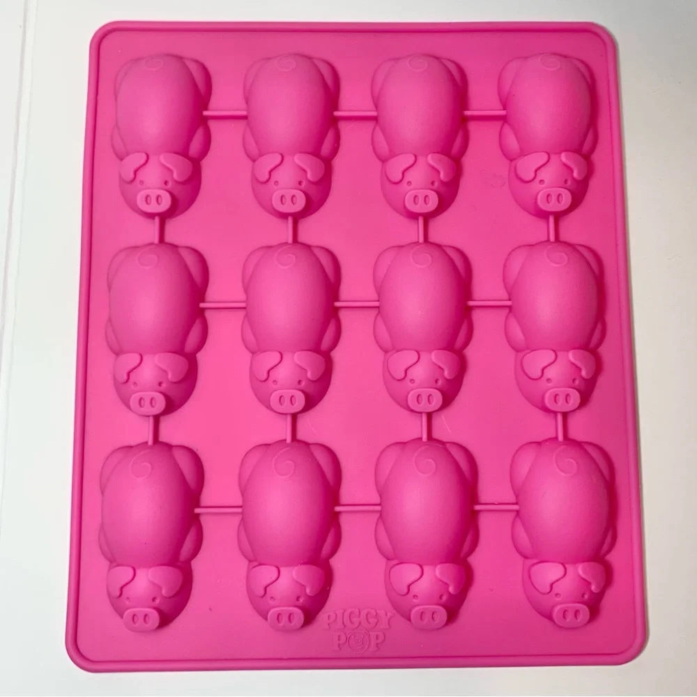 Wilton Succulent Mold + Pig Silicone Candy Chocolate Mold Set of 2